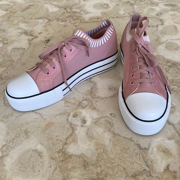 Olivia Miller Audrey Vulcanized Lace-up Slip On Sneakers - Picture 4 of 10